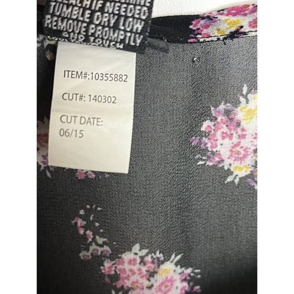 Torrid black floral camisol tank top Lace Bottom Women’s Size 3 (3X) - Picture 6 of 8